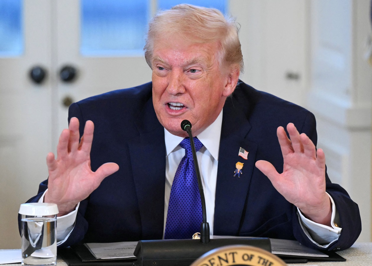 Трамп запропонував РФ і Китаю купувати нафту у США