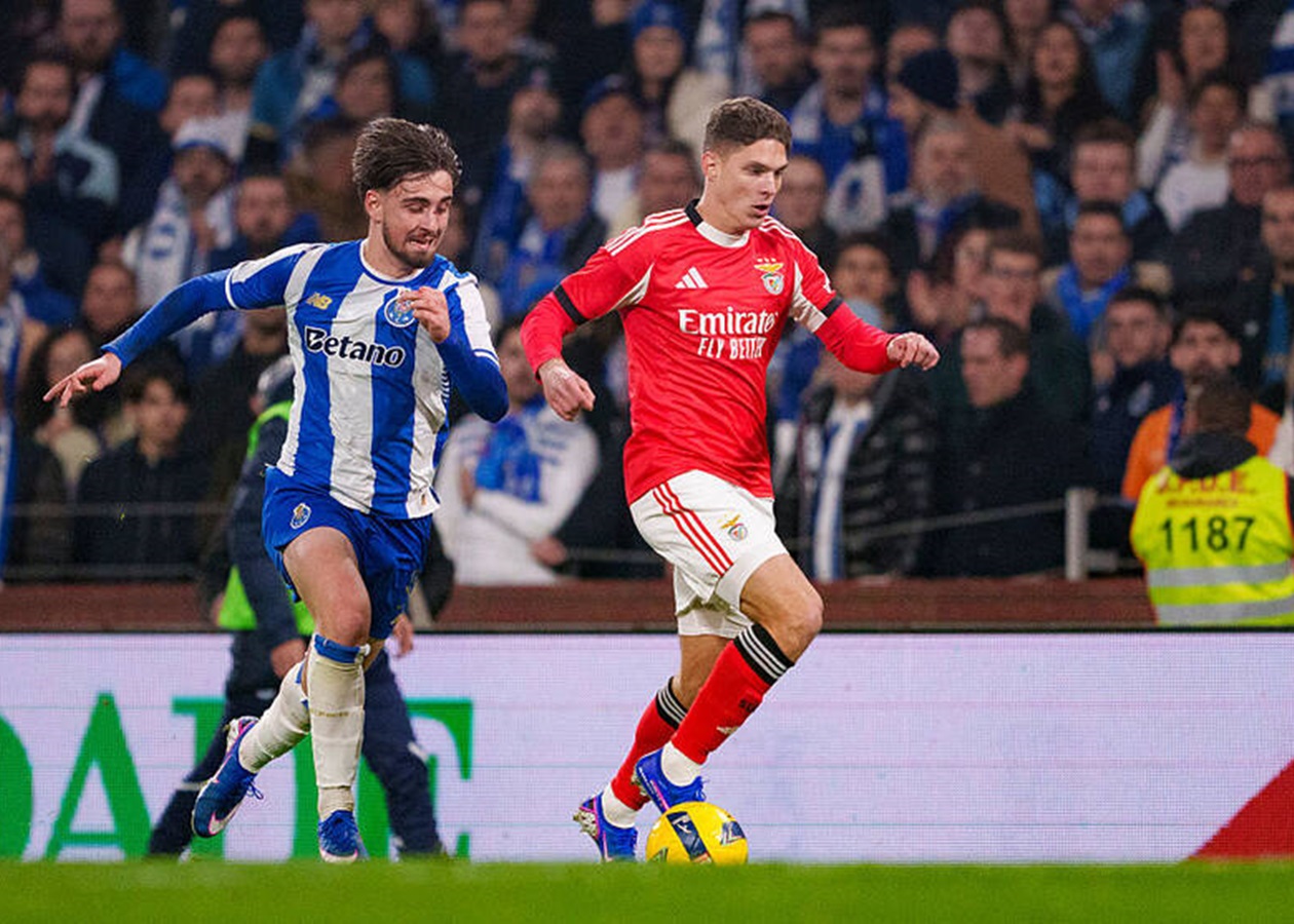 Трубін і Судаков не врятували Бенфіку від поразки Порту