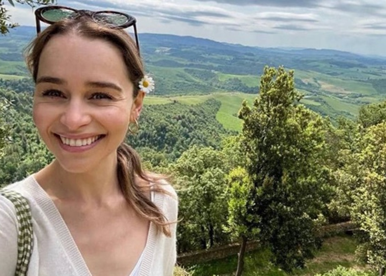 Емілія Кларк зіграла в серіалі про СРСР і викликала критику в мережі