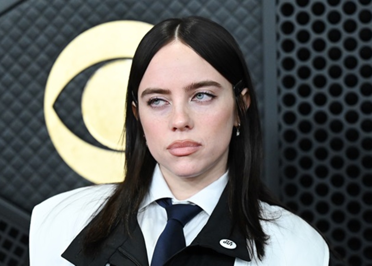 Республіканський сенатор вимагає забрати у Біллі Айліш Ґреммі