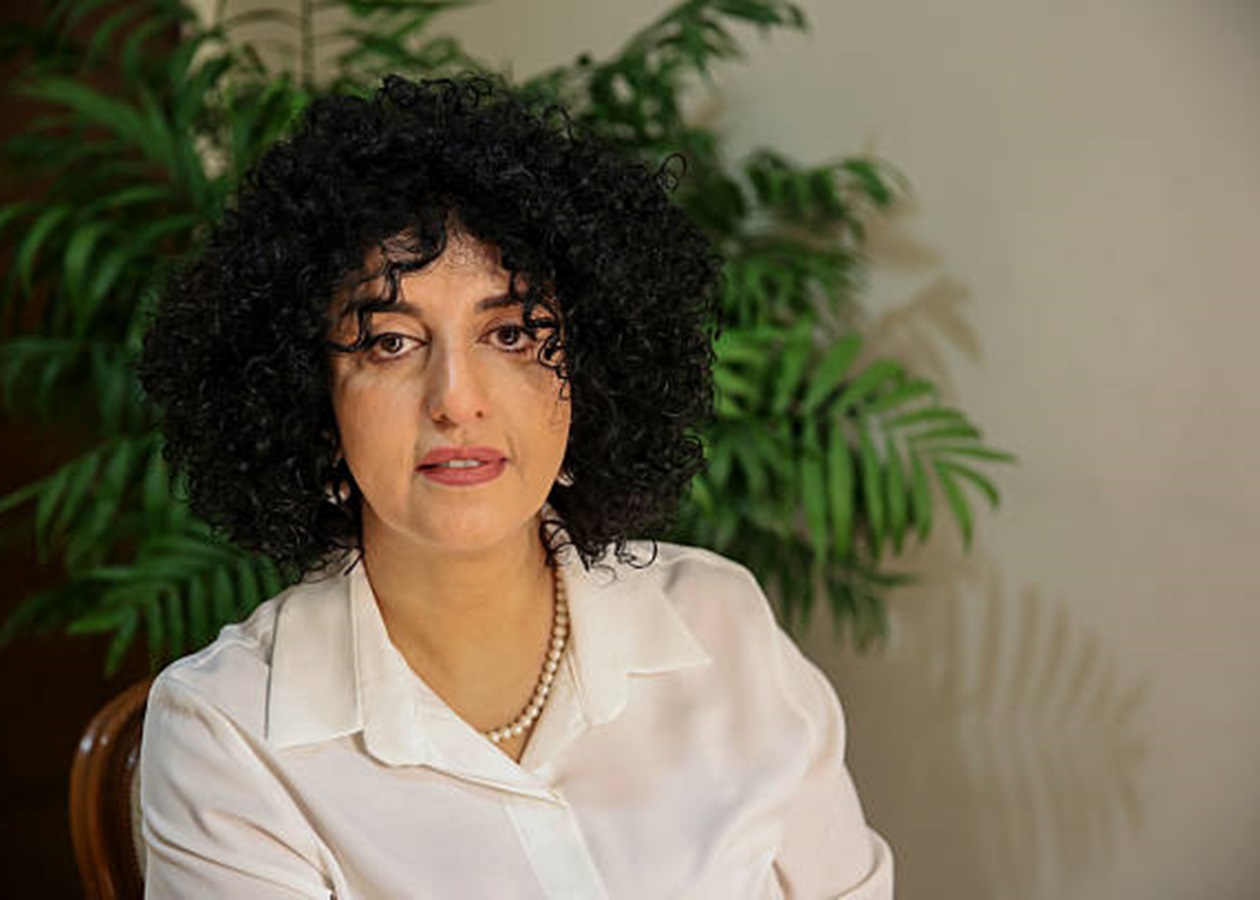 В Ірані нобелівську лауреатку засудили на сім з половиною років