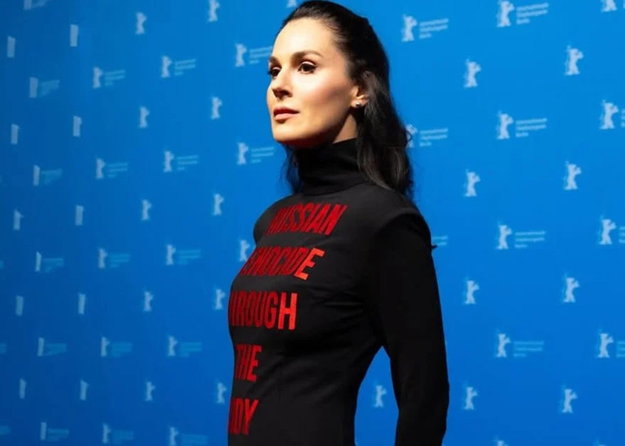 Єфросиніна вразила червону доріжку Берлінале сильним перформансом