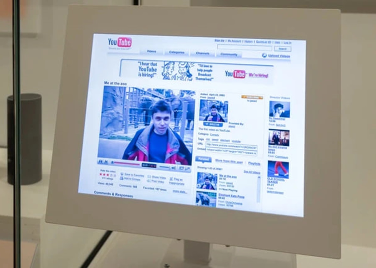 У Британії відтворили YouTube зразка 2006 року: раритет показують у музеї