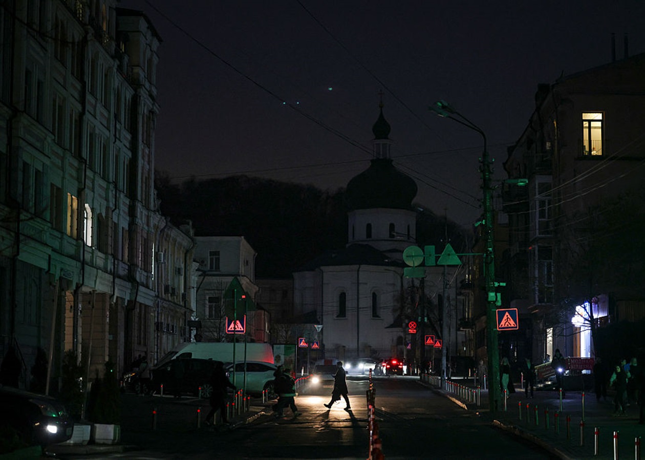 Укренерго підтвердило відключення на вівторок
