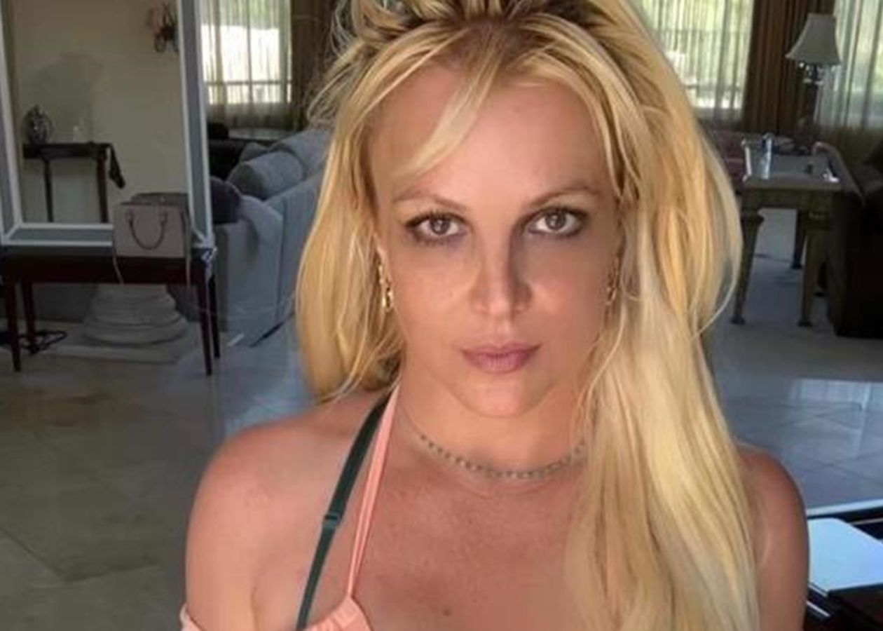 Брітні Спірс затримали за кермом у нетверезому стані: співачку заарештували