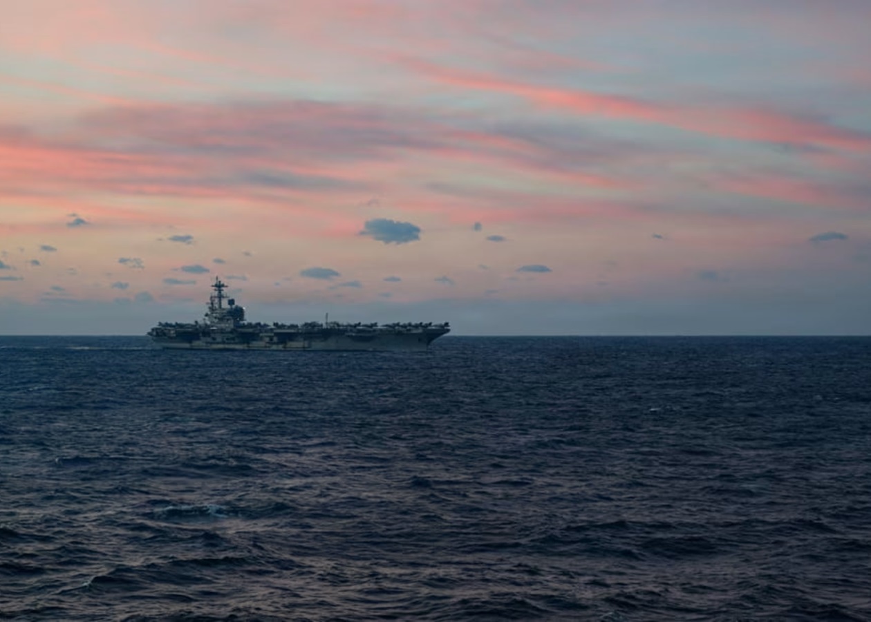 WSJ: Третій авіаносець США прямує на Близький Схід