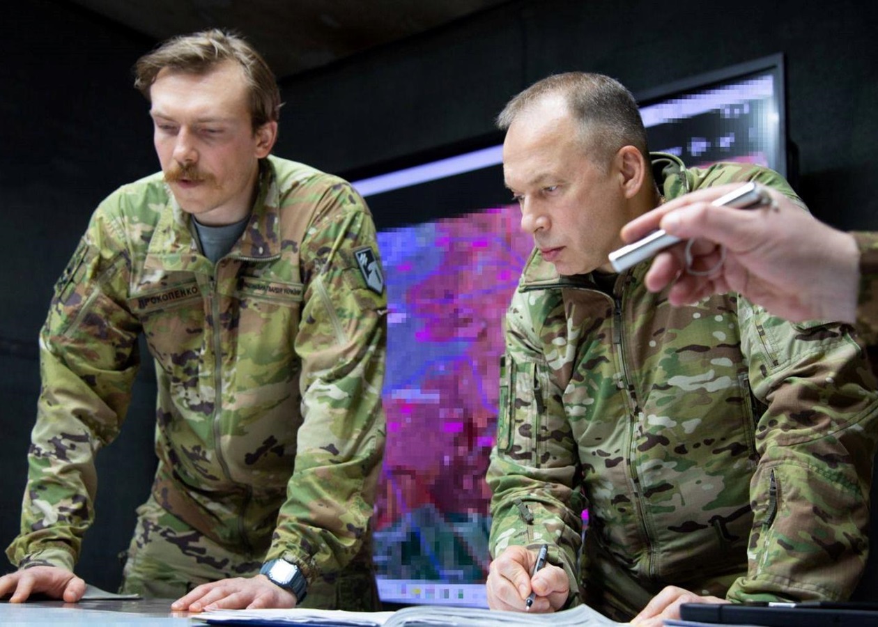 ЗСУ зупинили наступ росіян на фронті - Сирський