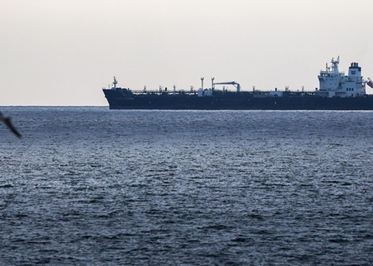 Іран заявив, що не відмовиться від контролю над Ормузькою протокою