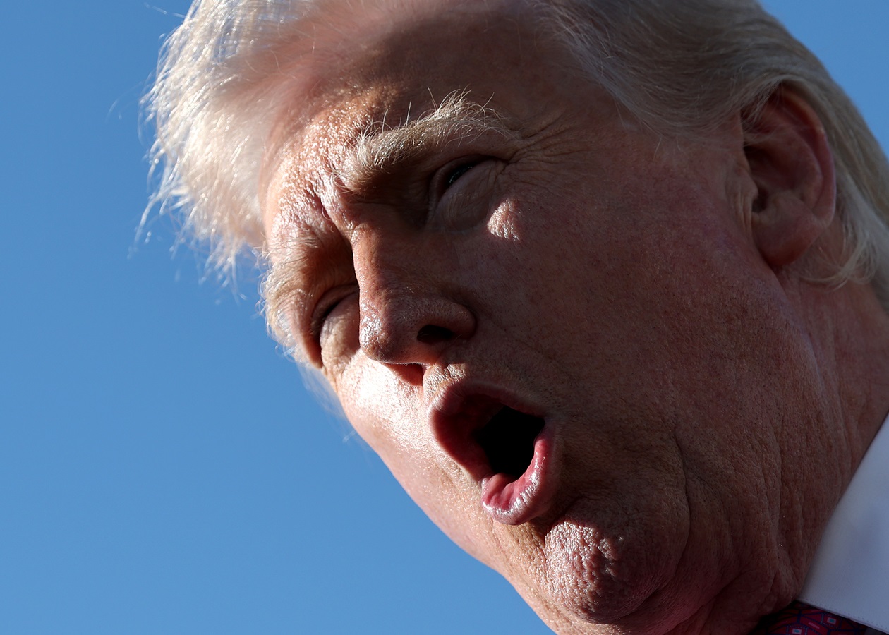 Трамп: Ормузька протока відкриється автоматично