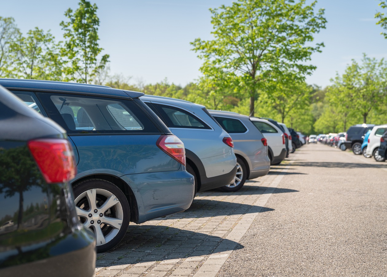 Названо найпопулярніші бензинові авто березня