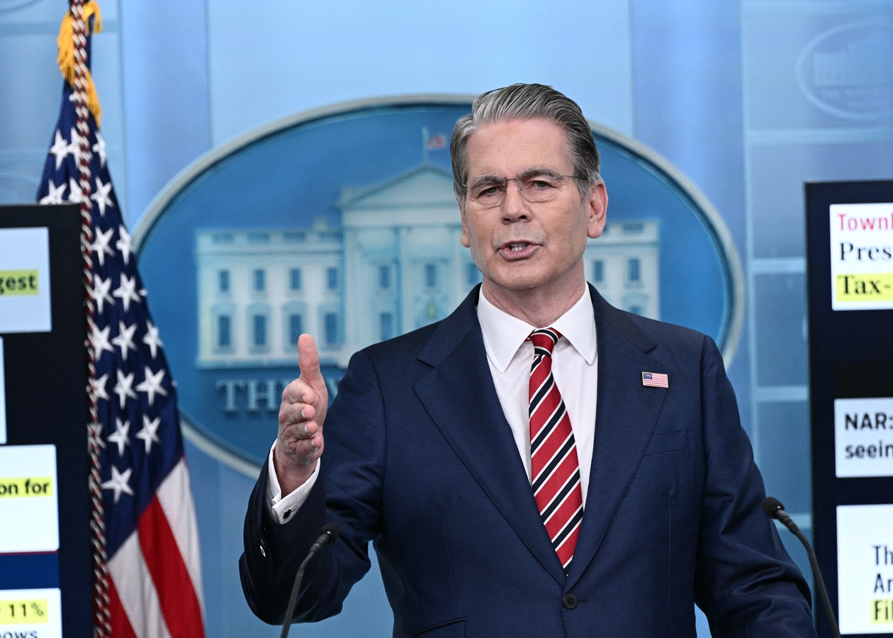 Тепер офіційно: США поновили санкції на нафту РФ