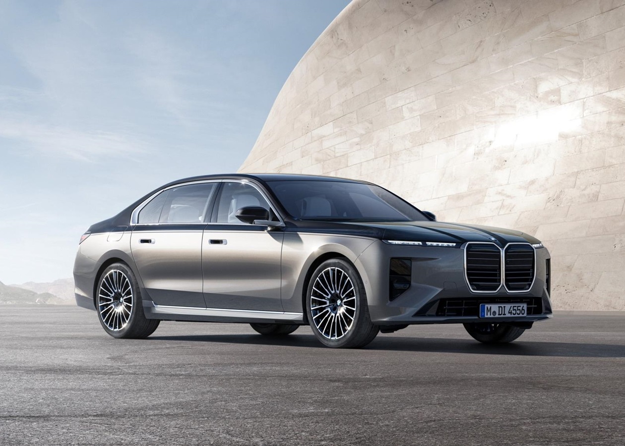 BMW оновила флагманський седан 7 Series