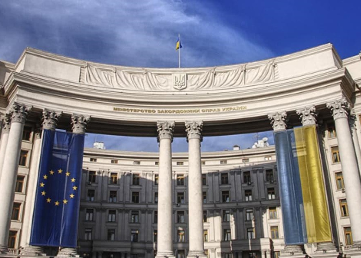 Вкрадене Росією зерно: МЗС викликало посла Ізраїлю