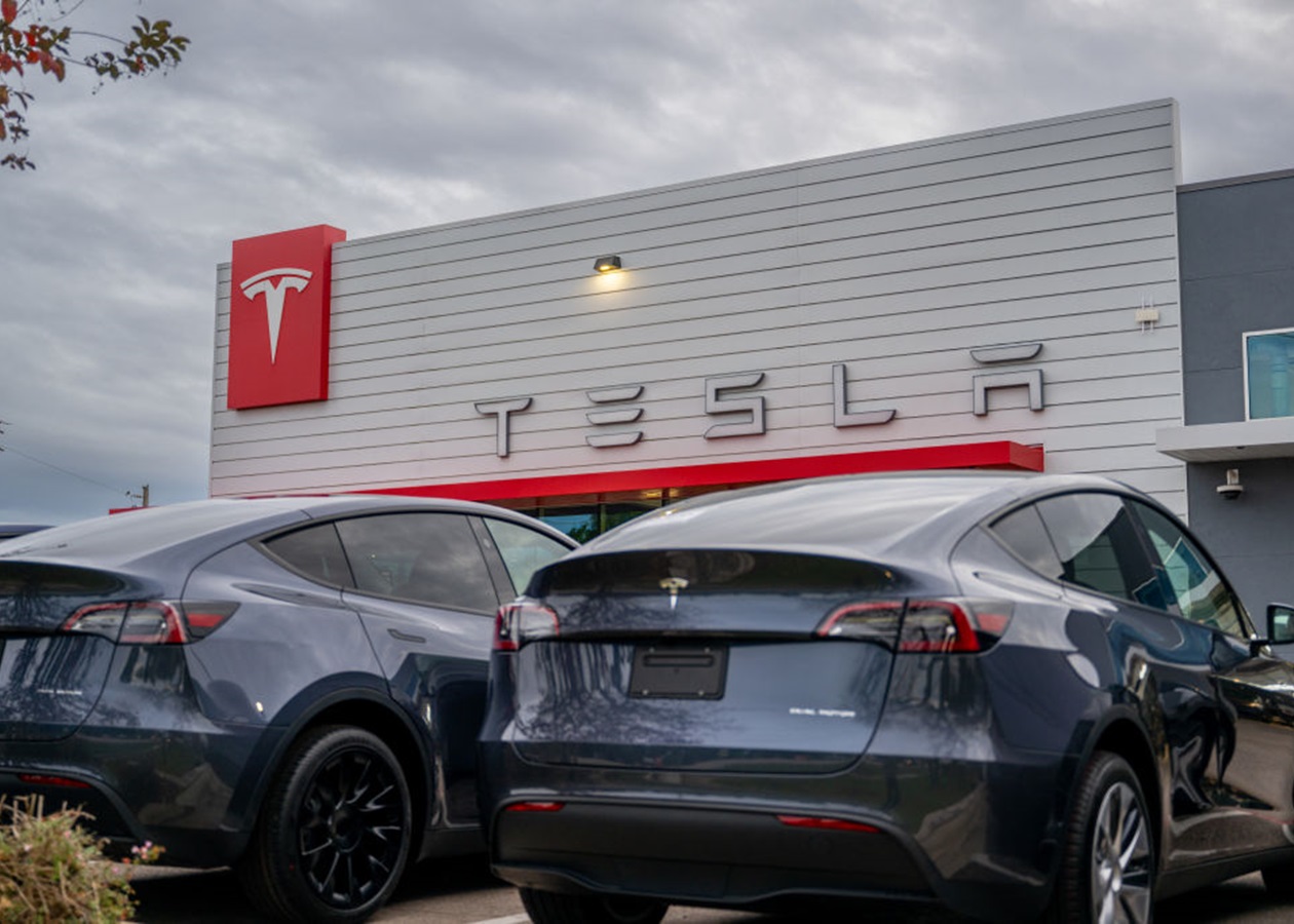 Tesla повернула лідерство на світовому ринку електромобілів