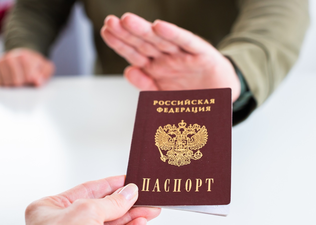 Низка країн вимагає заблокувати шенген росіянам - ЗМІ