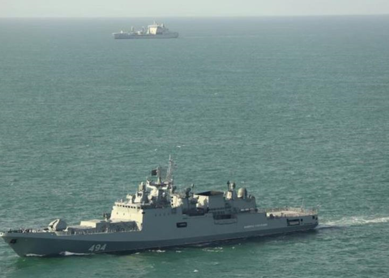 Військовий корабель РФ здійснив постріл по яхті в Ла-Манші