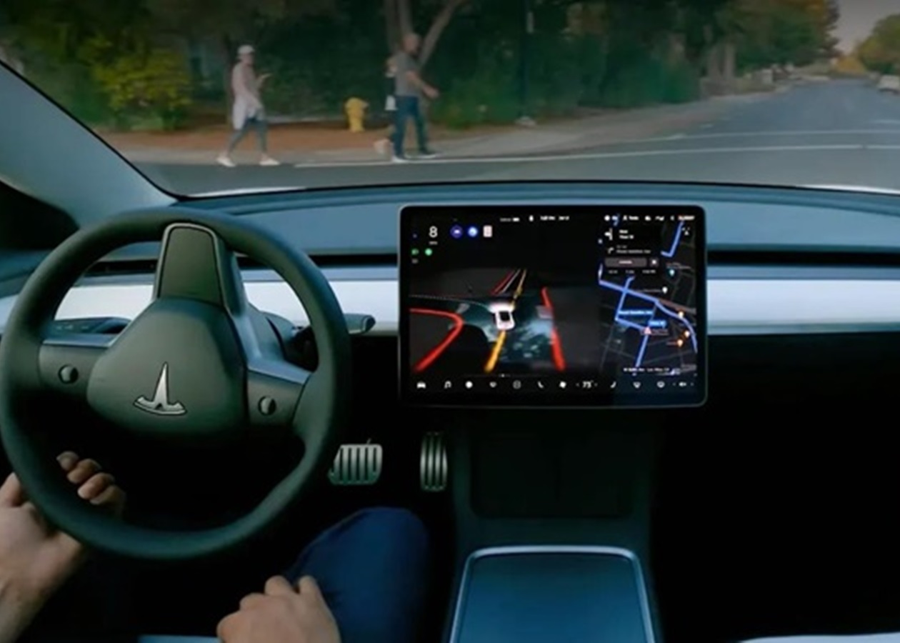 Швеція закликала ЄС не схвалювати автопілот Tesla FSD