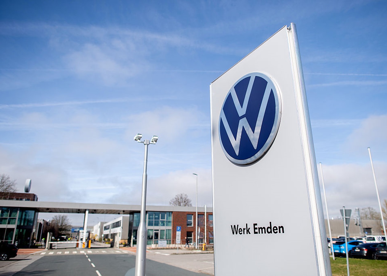 Volkswagen закриє чотири заводи і звільнить 100 000 людей - ЗМІ