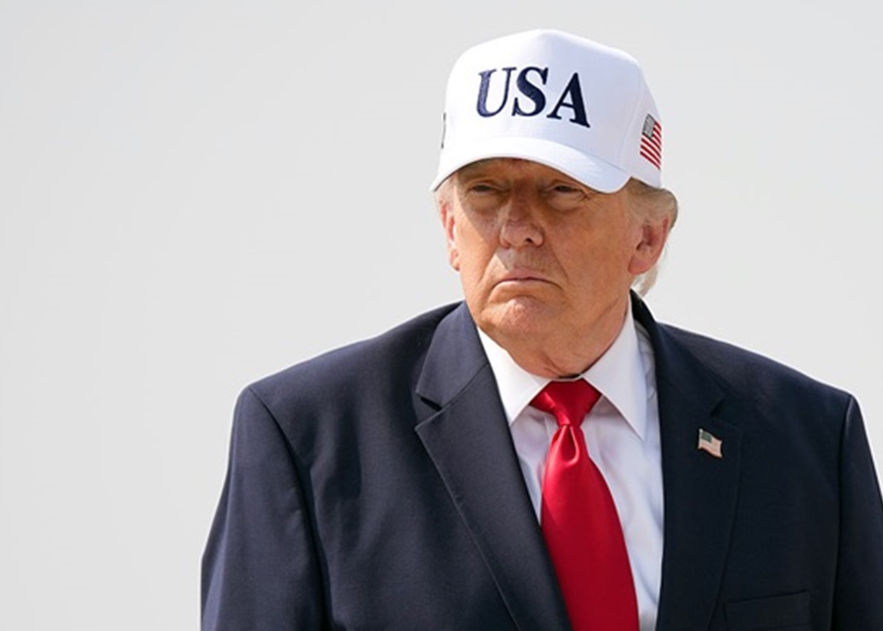 Ормуз відкритий для всіх, крім Ірану - Трамп