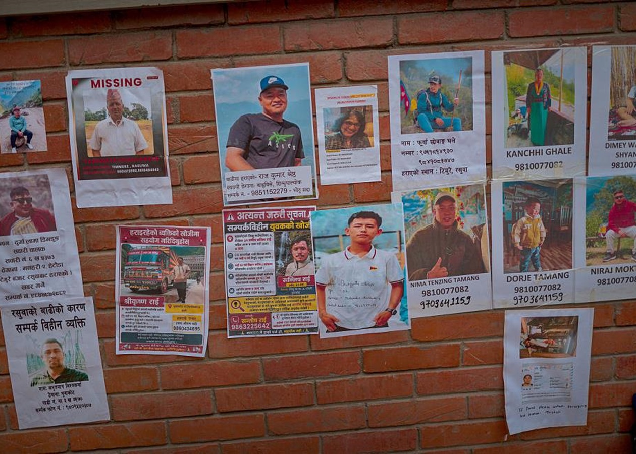 У Непалі поховали сотні невпізнаних тіл