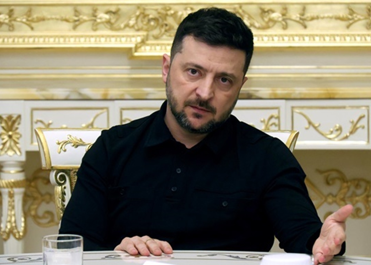 Зеленський анонсував кадрові зміни в СБУ і ГУР