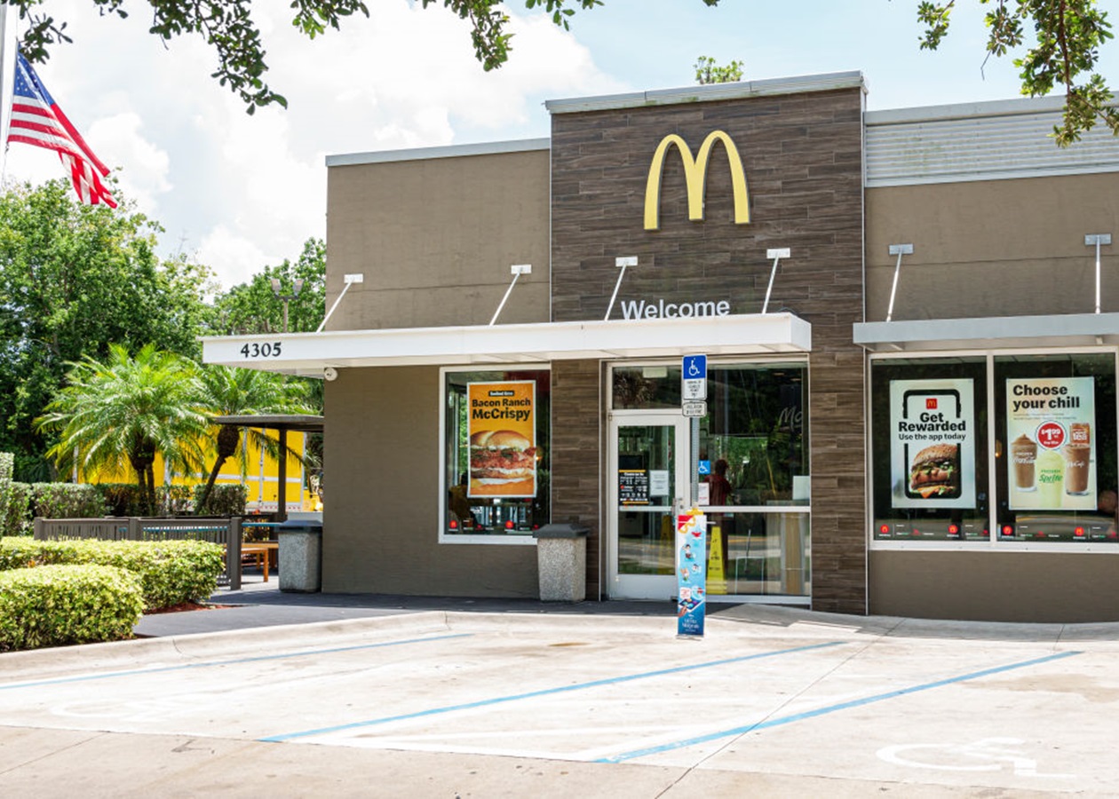 McDonald’s перегляне цінову стратегію після уповільнення продажів у США