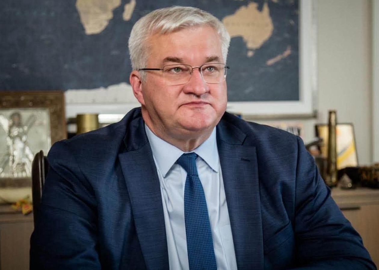 Сибіга відреагував на недружні заяви Мадяра