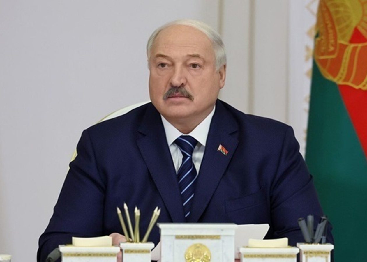 Лукашенко помилував групу політв'язнів