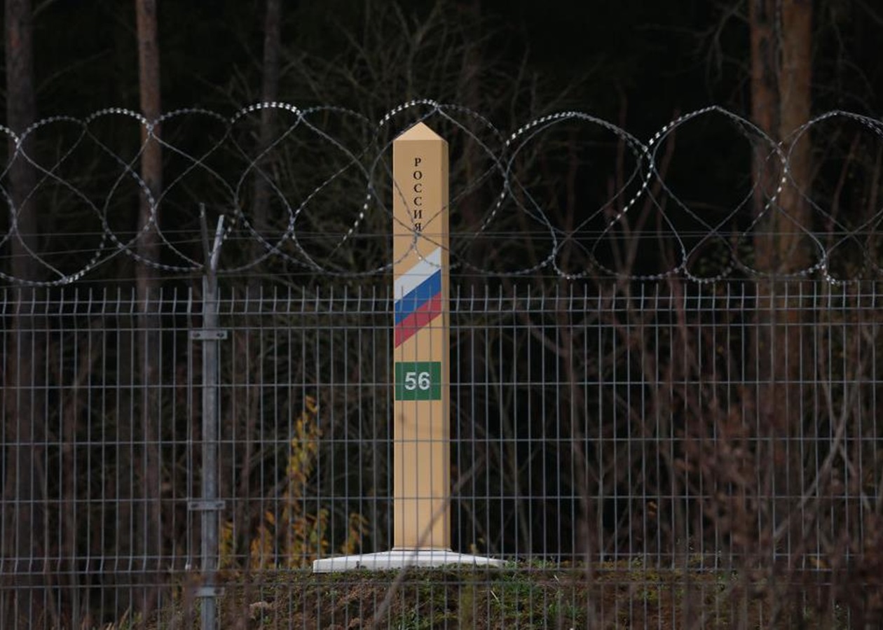 Литва відправляє армію до кордону з Калінінградською областю РФ