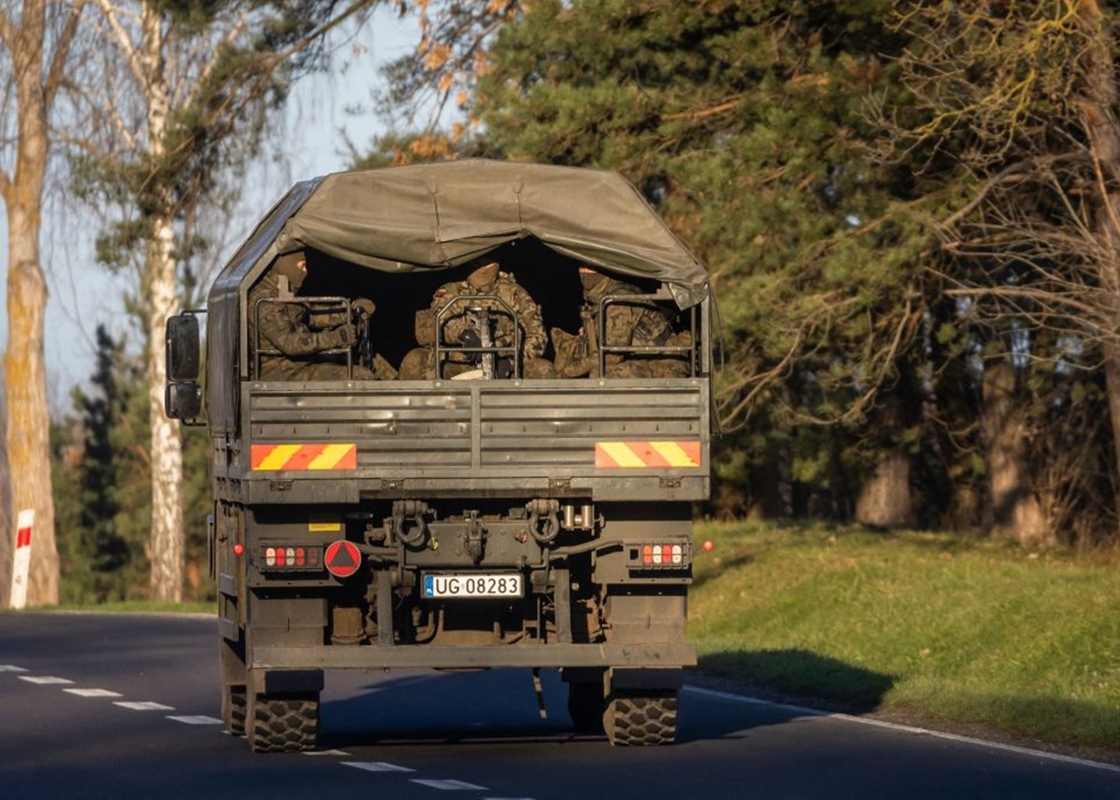 Поляки шукають об’єкт, який міг залетіти до країни