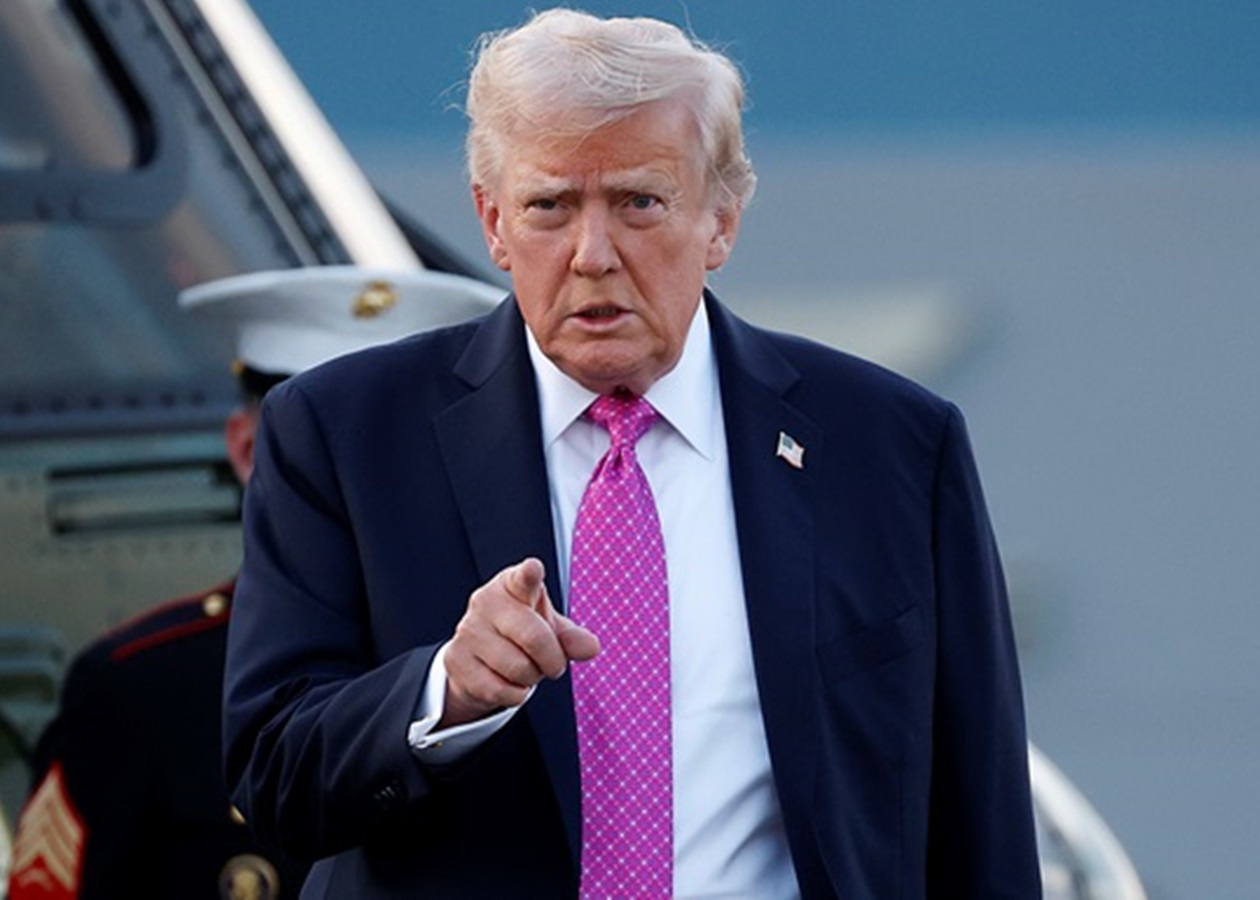 "Закрийте кордони": Трамп відреагував на масові протести у Франції