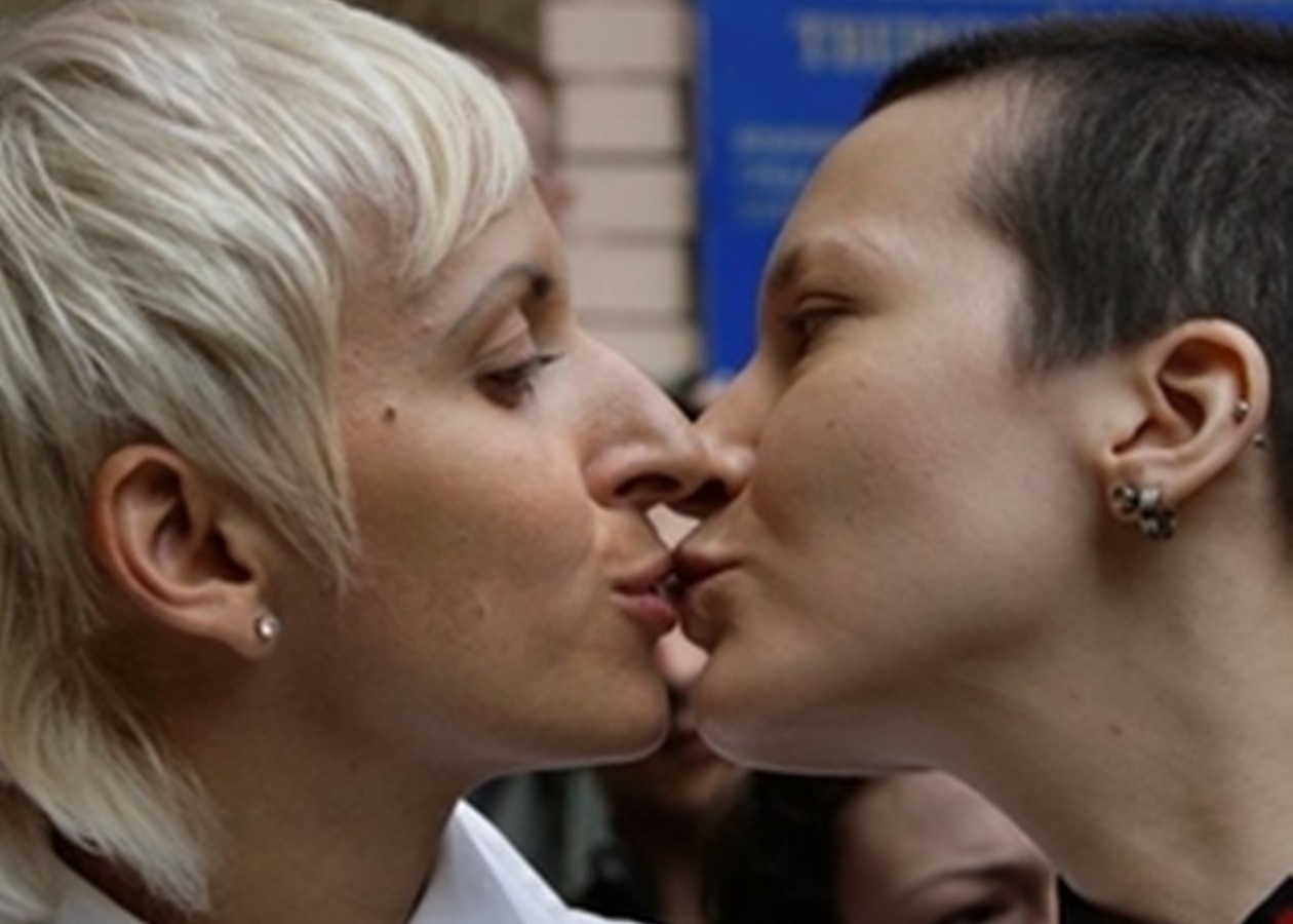 Знакомства для лесбиянок (би) Киевская область на OBYAVA