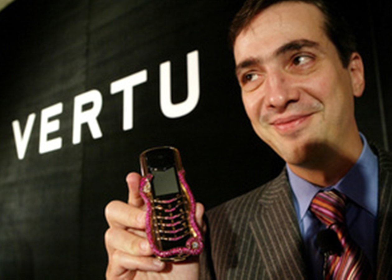 Nokia намерена избавиться от Vertu - Korrespondent.net