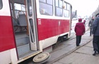В Киеве у трамвая отвалилось колесо