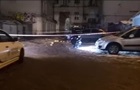 В Киеве расстреляли авто и украли миллионы