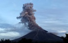 В Японии началось извержение вулкана Сакура-дзима