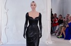 Ким Кардашьян дебютировала на показе новой коллекции Balenciaga