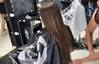 Юна одеситка продала своє волосся, щоб допомогти ЗСУ
