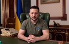 Зеленский объяснил, почему украинцев не предупредили заранее о нападении РФ