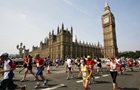 Участник Лондонского марафона умер, не добежав 5 км до финиша