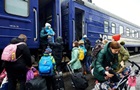 За два месяца из опасных регионов выехали более 115 тыс. украинцев