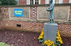 У США встановили пам ятник Григорію Сковороді