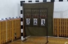 В РФ дітей вчили стріляти в мішені з портретами Зеленського і Байдена