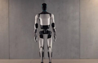Tesla презентувала робота-гуманоїда другого покоління