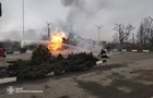 В Никополе во время обстрела загорелась АЗС