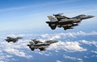 В Румынию отправят еще три F-16 для обучения украинских пилотов