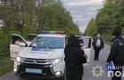 На Вінниччині невідомі розстріляли поліцейських із авто, є загиблий