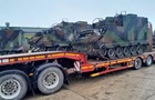 Литва передала Україні бронемашини M577