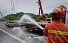 Обрушение автомагистрали в Китае: количество возросло почти до 50 человек