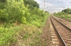 На Одещині невідомі підпалили релейну шафу: пожежу загасила залізничниця